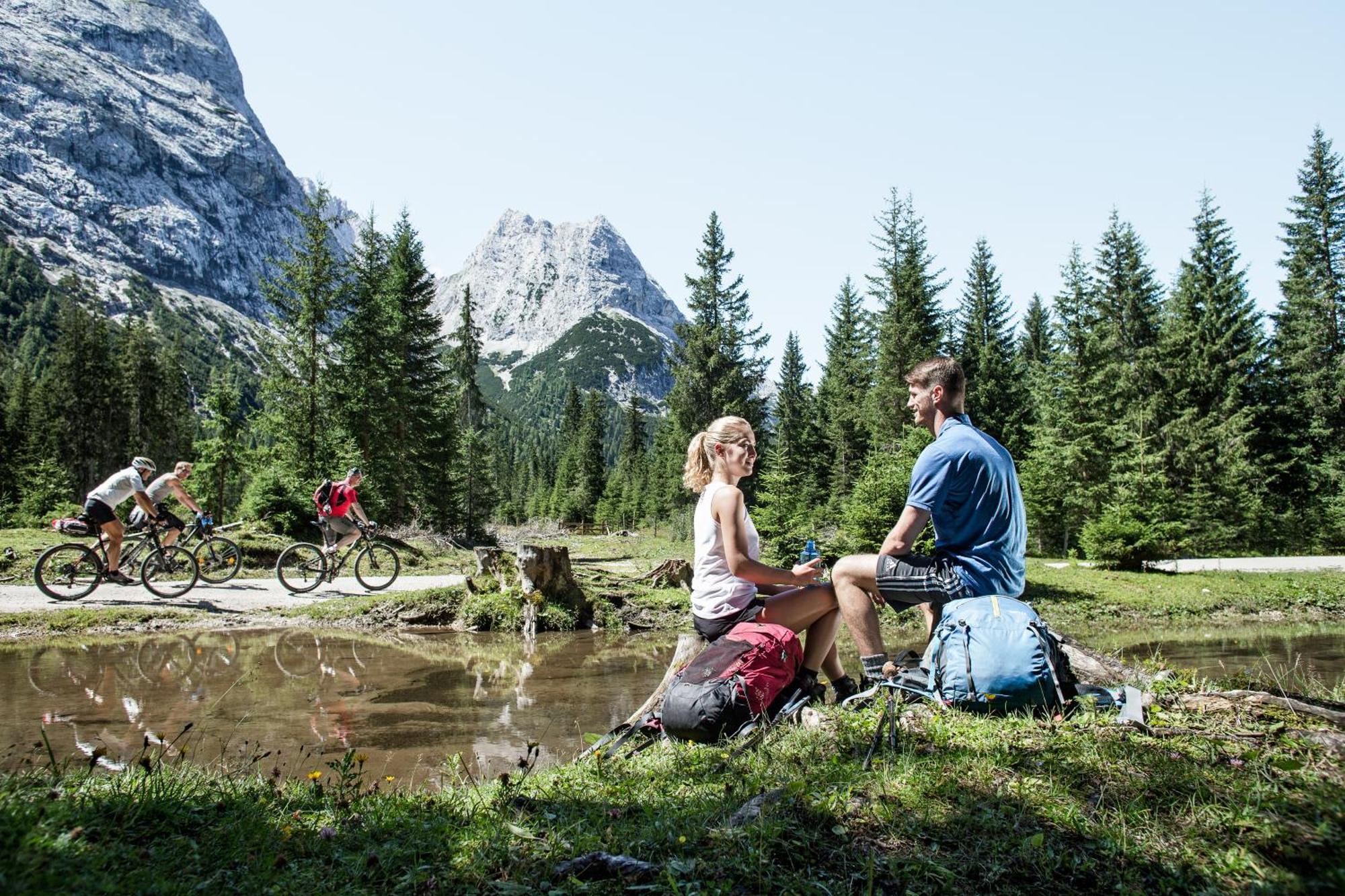 Inntaler Hof Seefeld in Tirol Exterior photo