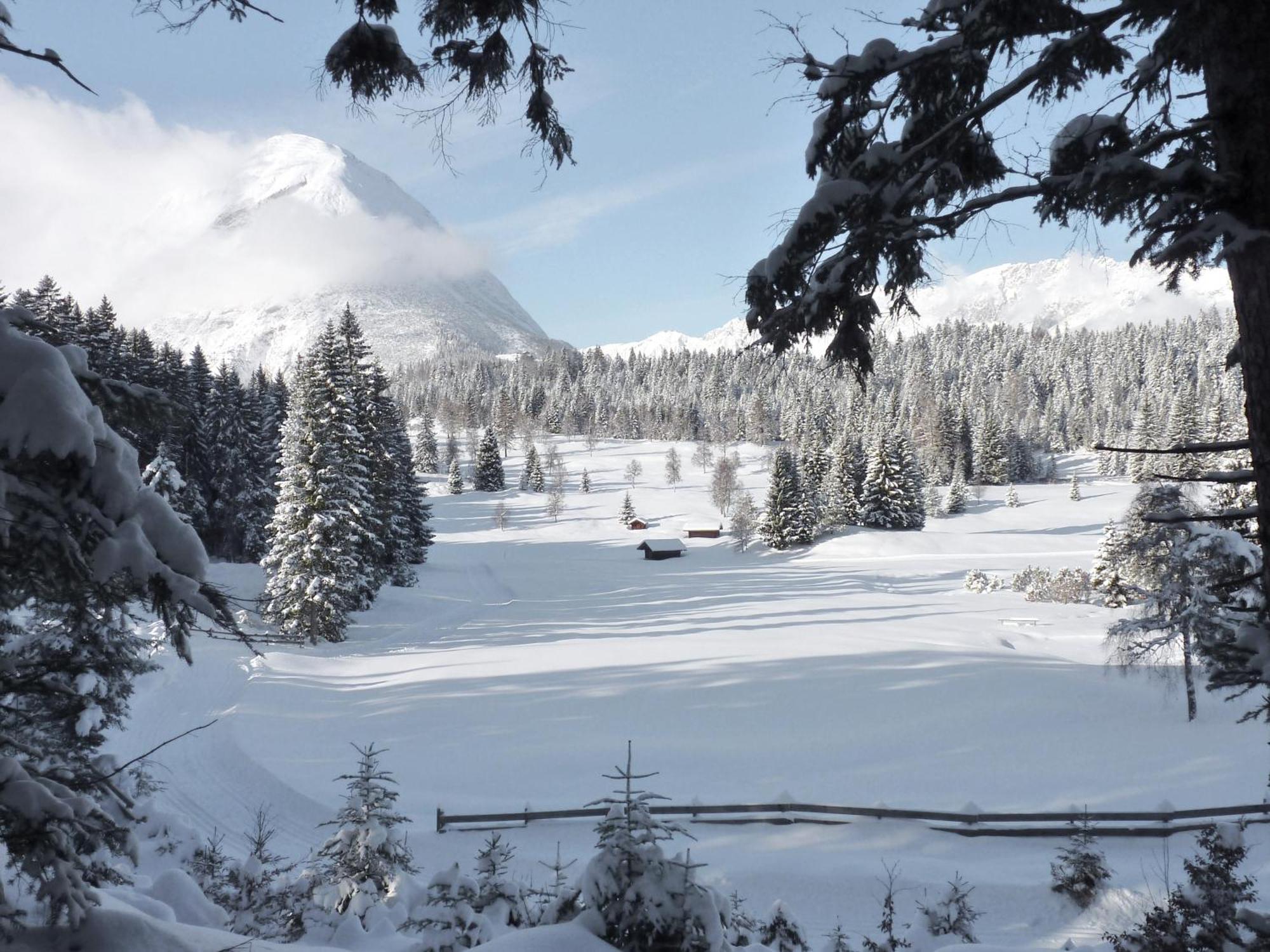 Inntaler Hof Seefeld in Tirol Exterior photo